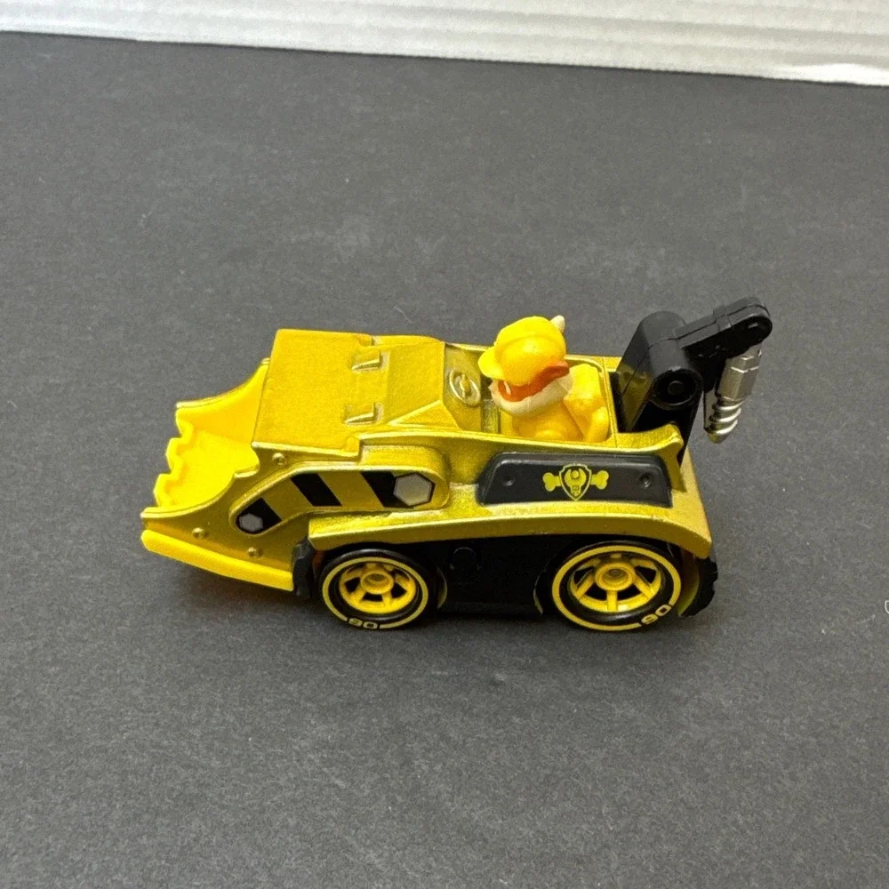 Paw Patrol True Metal Rubble Bulldozer Diecast Vehicle Yellow 1:64 Scale